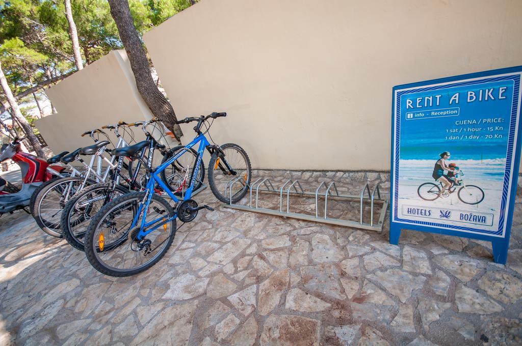 בוזאבה Hotel Agava מראה חיצוני תמונה