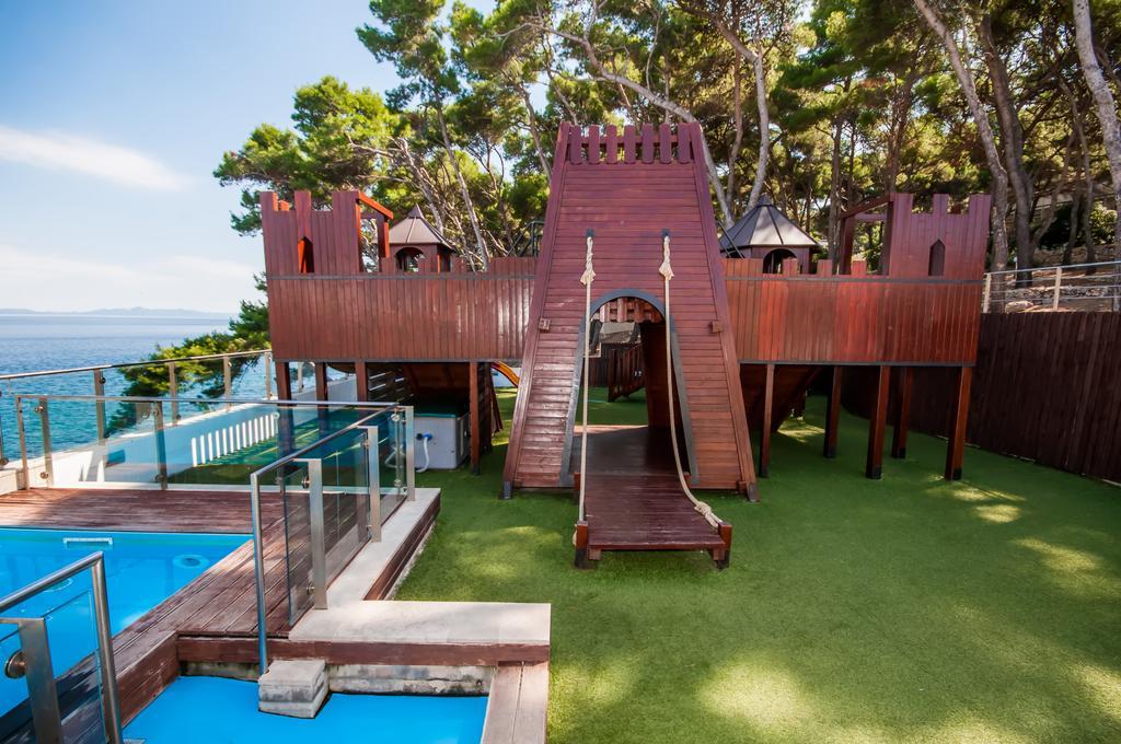 בוזאבה Hotel Agava מראה חיצוני תמונה