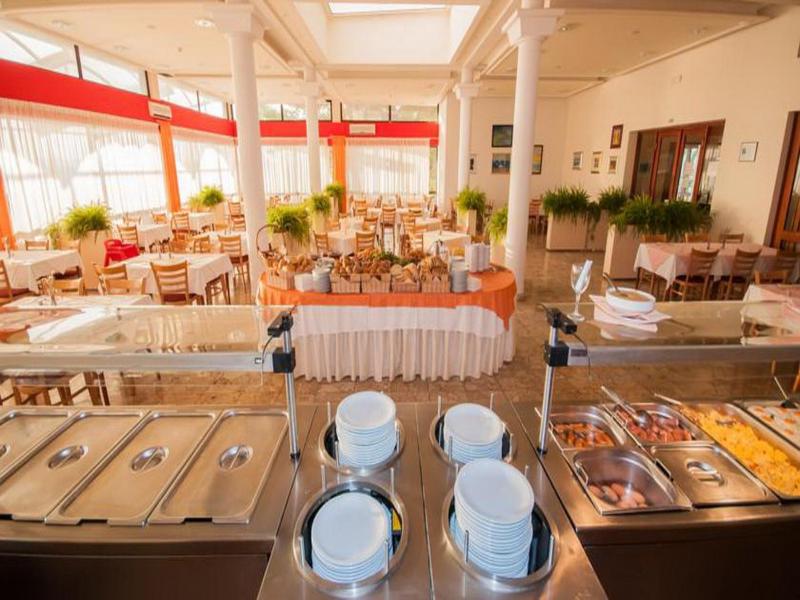 בוזאבה Hotel Agava מראה חיצוני תמונה