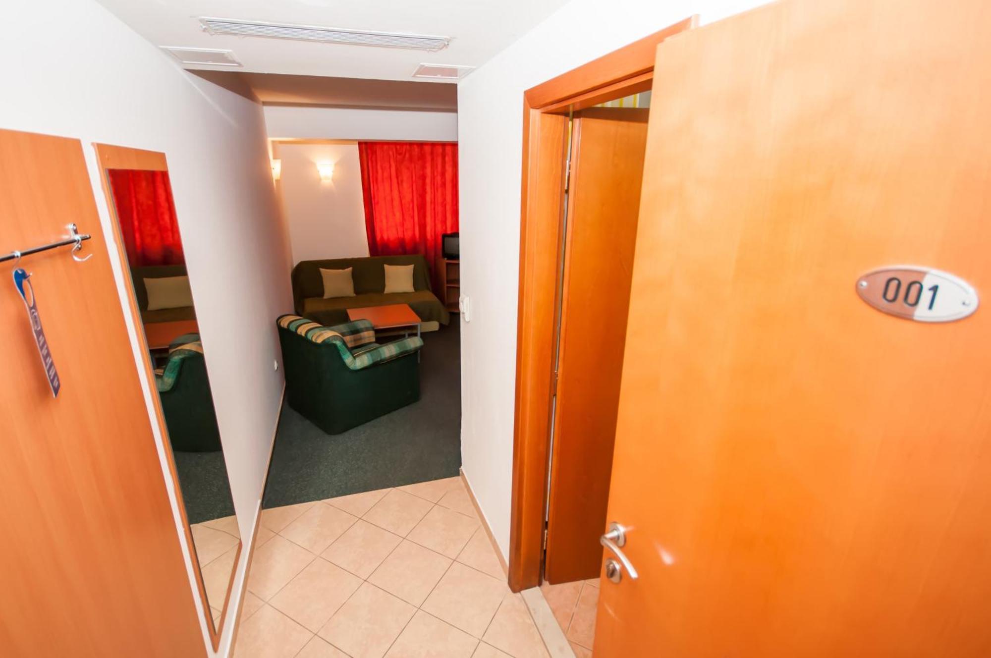 בוזאבה Hotel Agava חדר תמונה