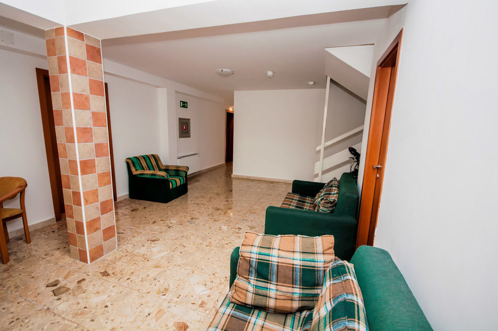 בוזאבה Hotel Agava מראה חיצוני תמונה