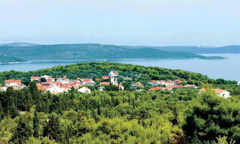 בוזאבה Hotel Agava מראה חיצוני תמונה